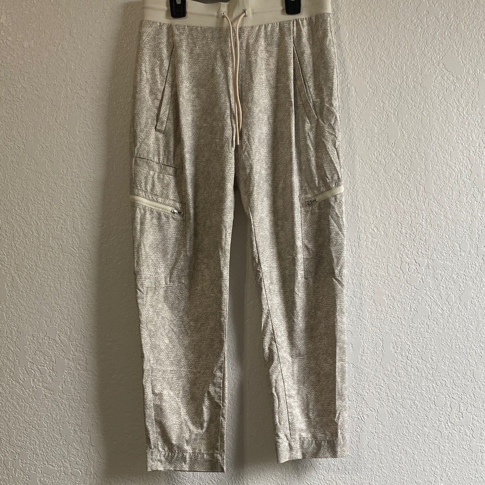 Athleta Cream Straight Leg Pants